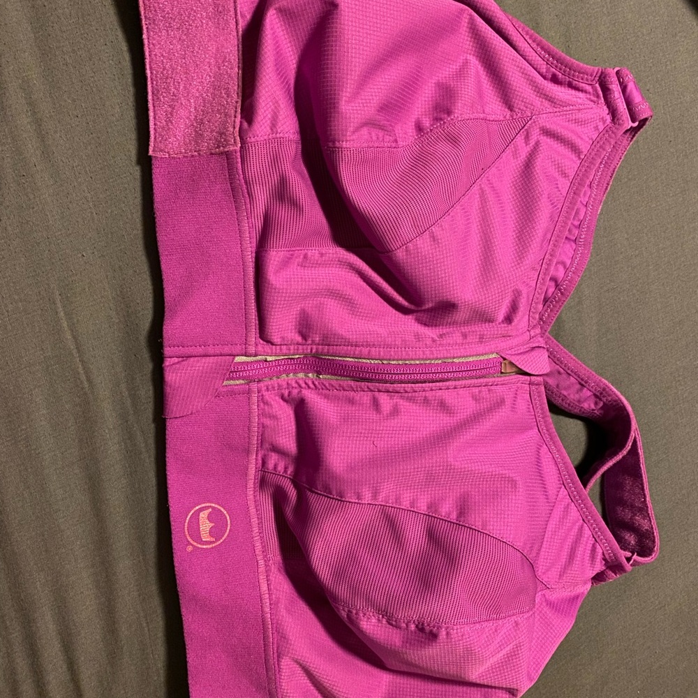 She fit sports bra
